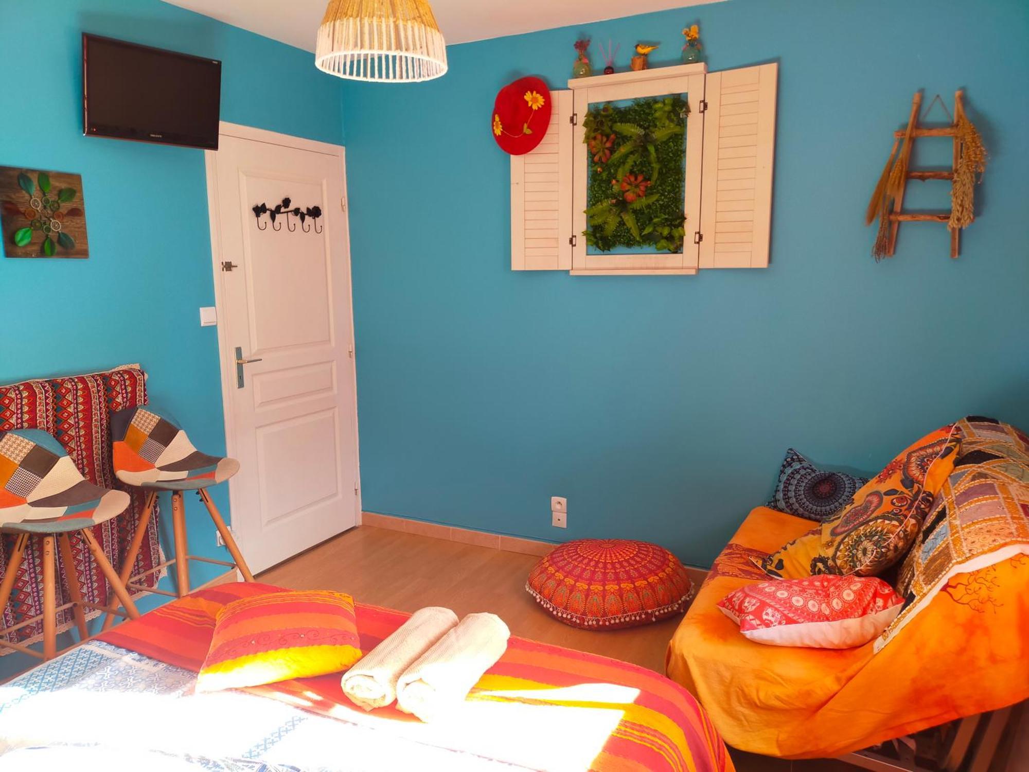 Homestay Les De La Casa D'elena Cholet
